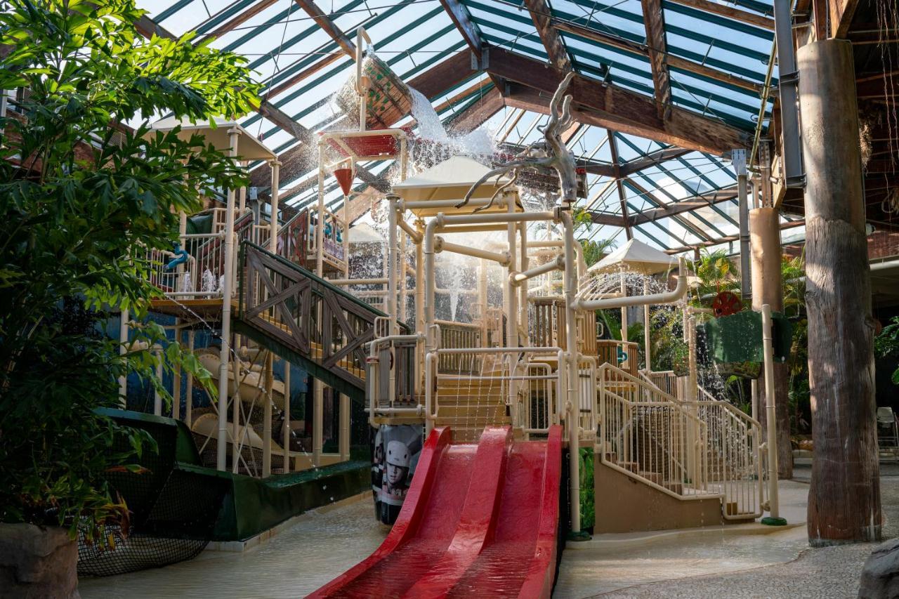 Center Parcs Les Bois Francs Hotel Verneuil d'Avre et d'Iton Exterior photo