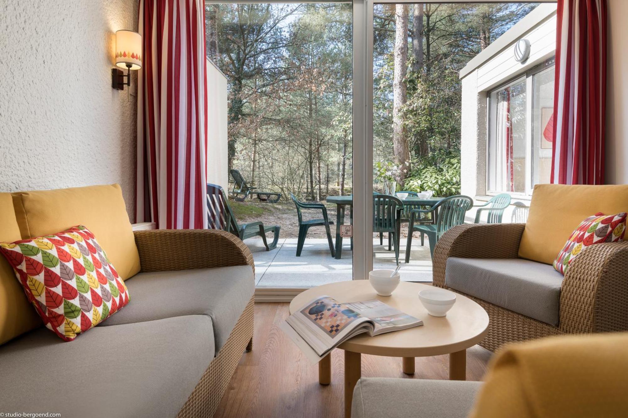Center Parcs Les Bois Francs Hotel Verneuil d'Avre et d'Iton Exterior photo